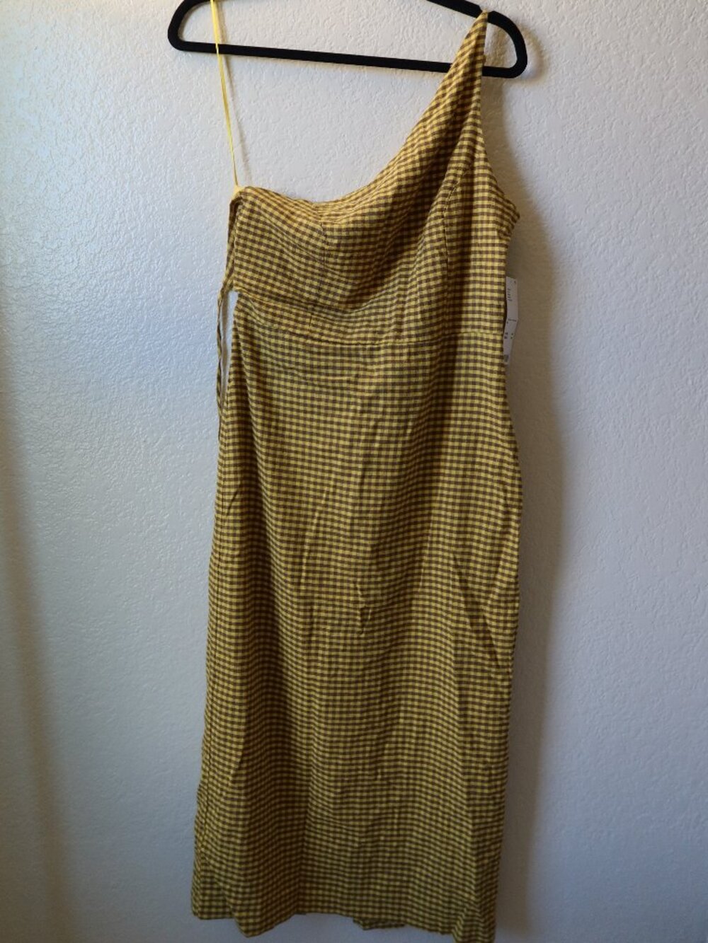 NEW WITH TAGS: Urban Outfitters Asymmetrical One Shoulder Linen-Blend Midi Dress